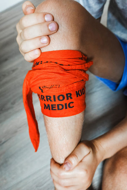 Warrior Kid Medic Multi tool knee wrap 
